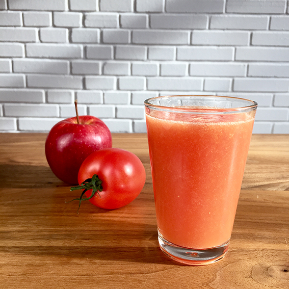Tomatenfruchtsaft &ndash; Herzhaft lecker mit dem Omega Juicers 8226